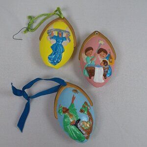 Lot Of 3 Vintage Multicolor Oval Egg Shaped Holiday Christmas Nativity Ornaments